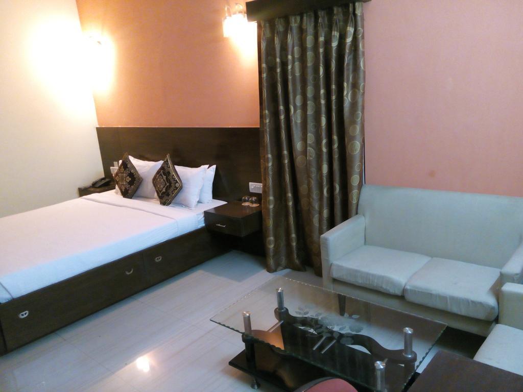Green Villa Bed & Breakfast New Delhi Room photo