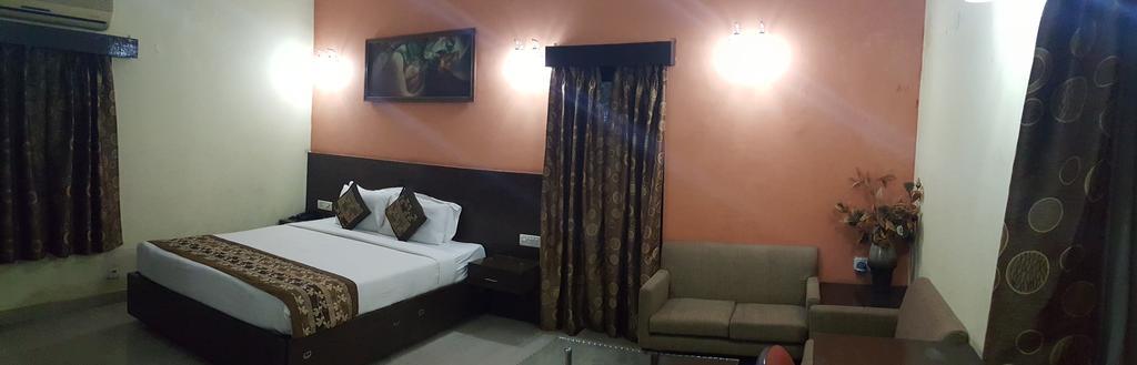 Green Villa Bed & Breakfast New Delhi Exterior photo